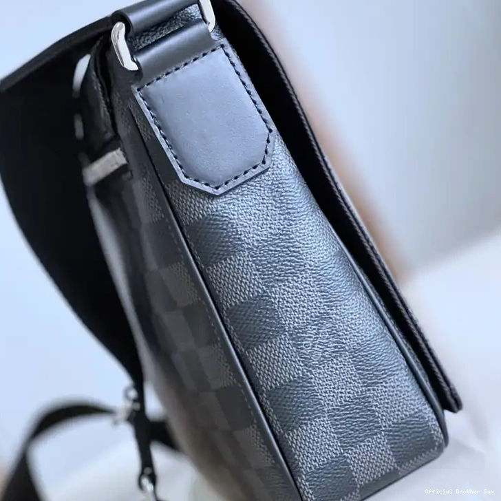 Official Brother Sam 2210YA0089 Bag LV 0810